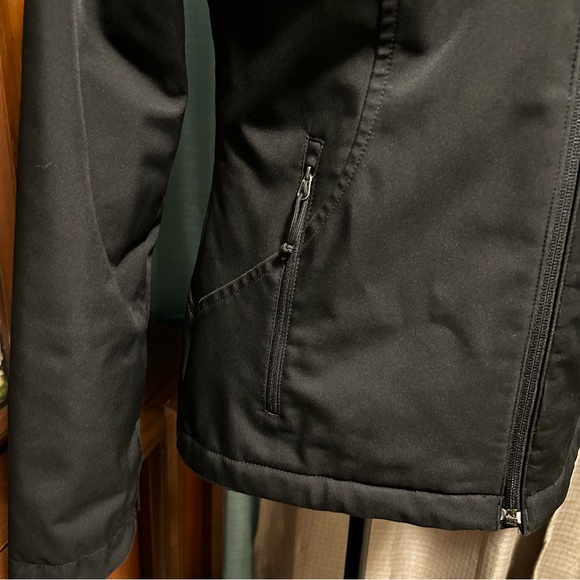 North Face Women’s Jacket S- OPEN TO OFFERS!!! - Picture 2 of 4